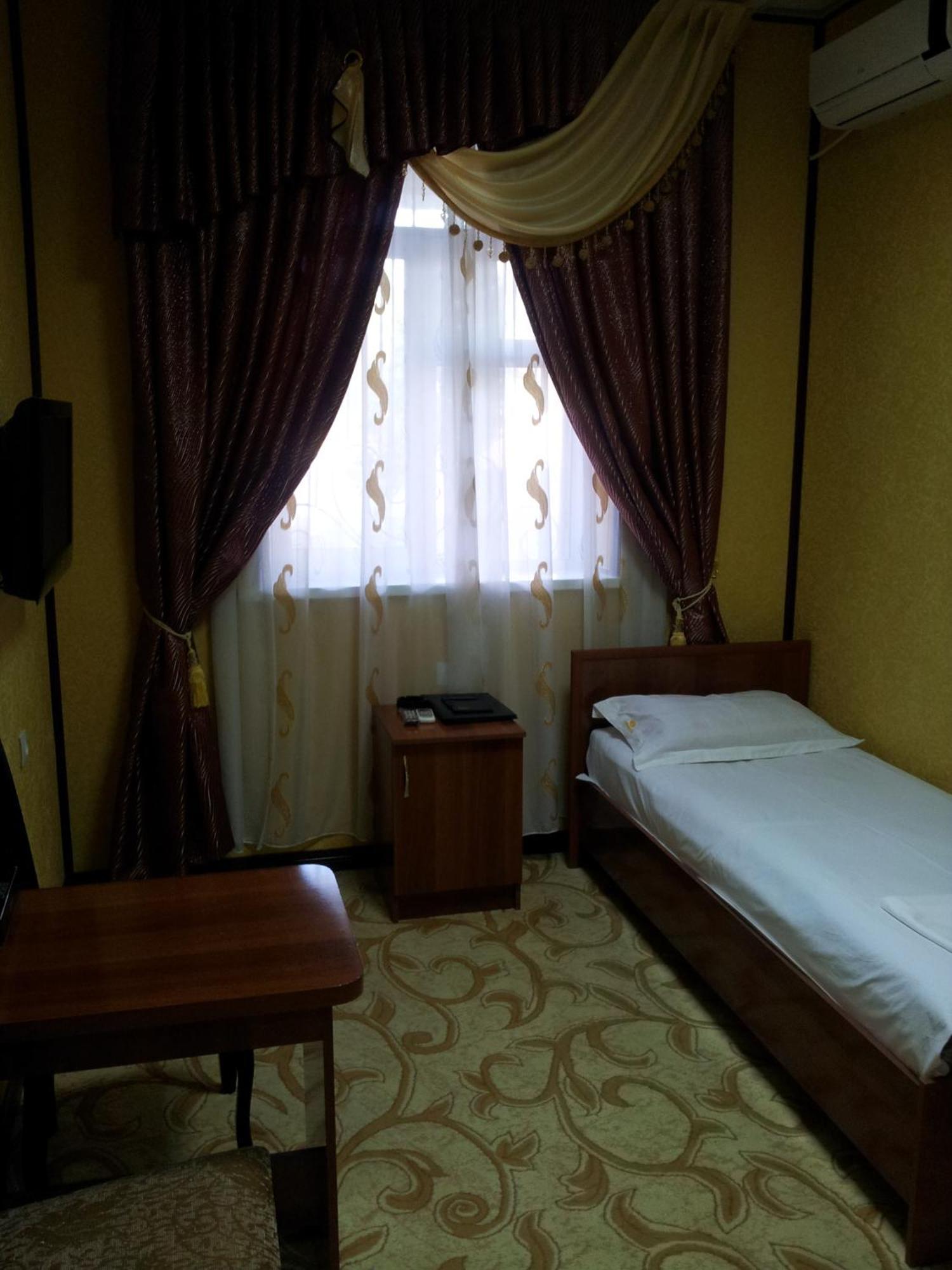 Dangara Hotel Kokand Eksteriør billede
