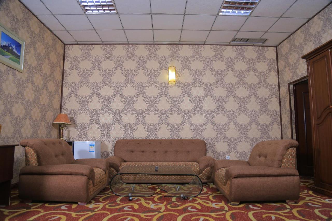 Dangara Hotel Kokand Eksteriør billede
