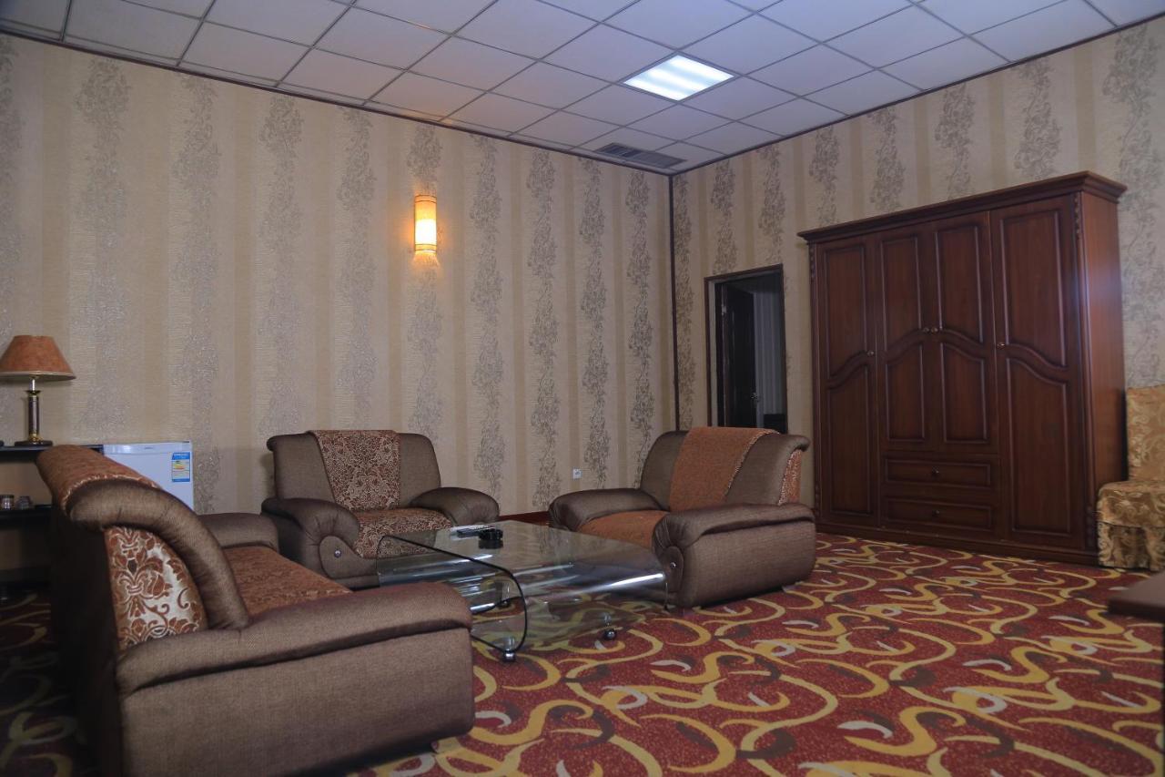 Dangara Hotel Kokand Eksteriør billede